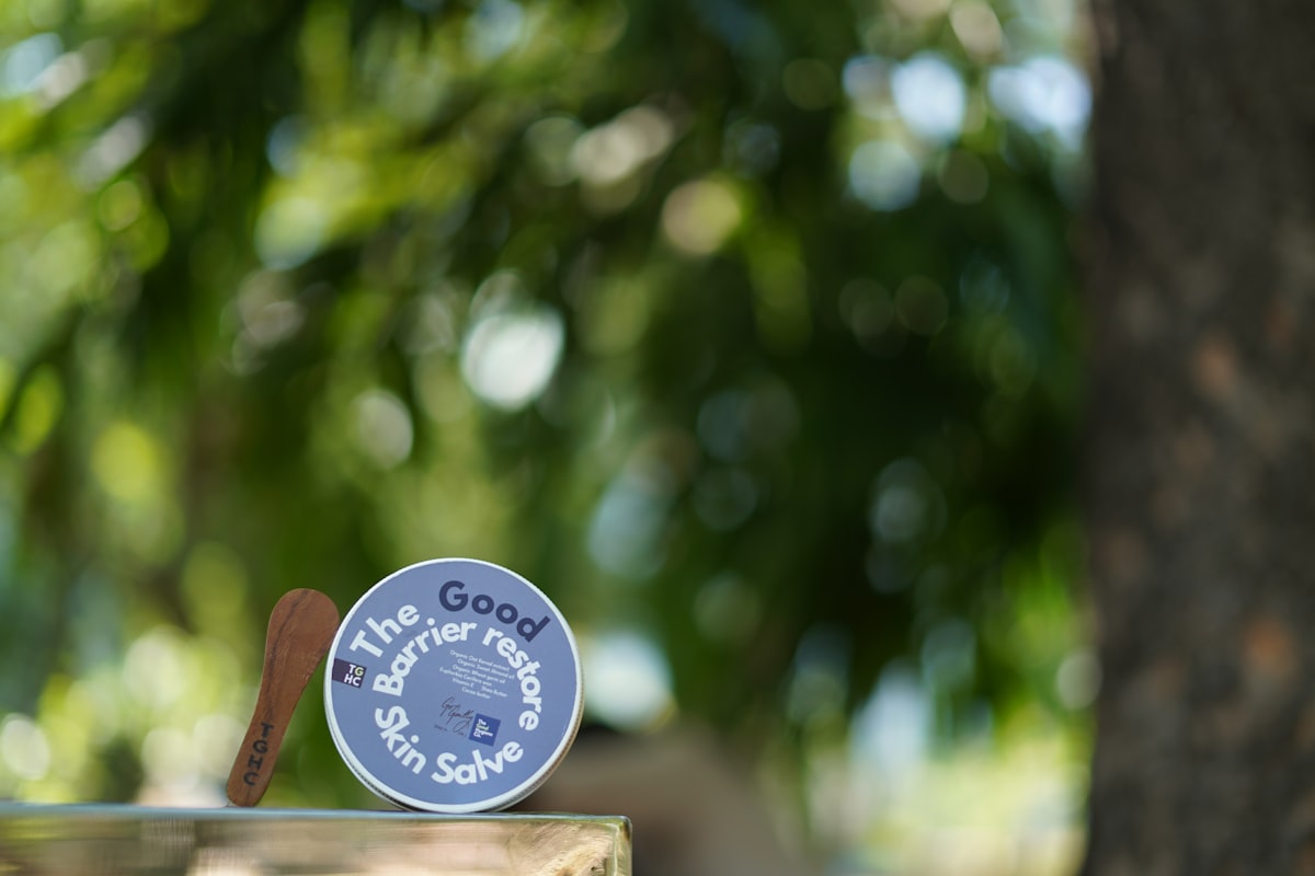 Restorative creams and natural skincare routines